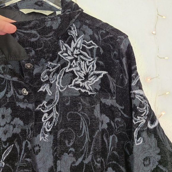 Soft by Avenue Black Brocade Jacket Embroidery Beaded Plus Size 22/24 - Picture 4 of 9